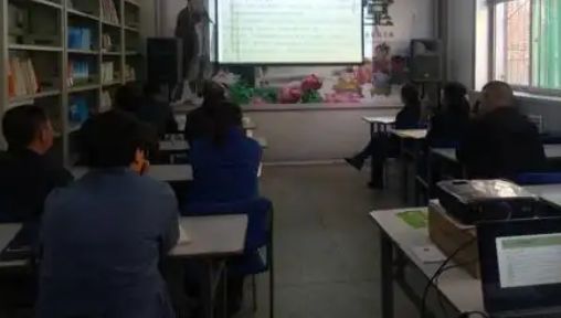 郑州伟凡心理咨询 专注青少年成长，护航心理健康的教育咨询服务专家